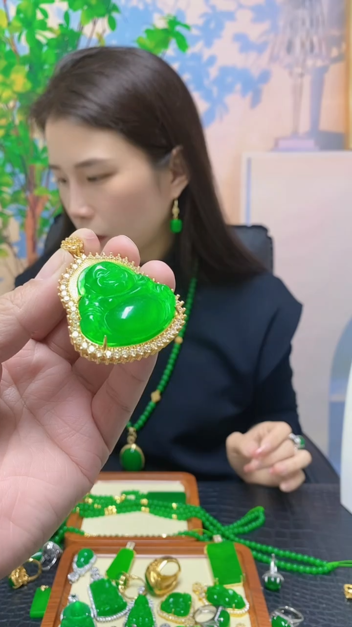 【闪购商品】翡翠14K金镶嵌吊坠(赠链)翡翠吊坠