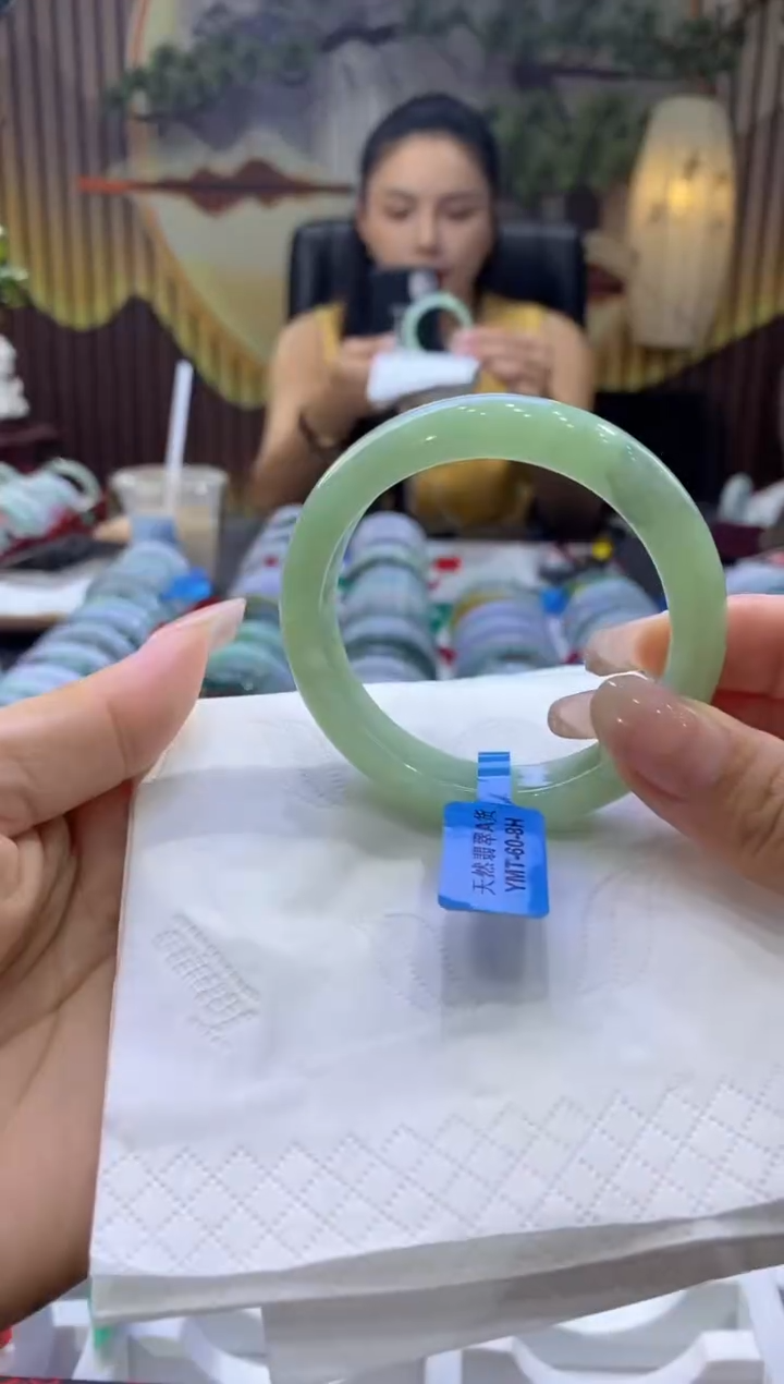 翡翠手镯未镶嵌00004836