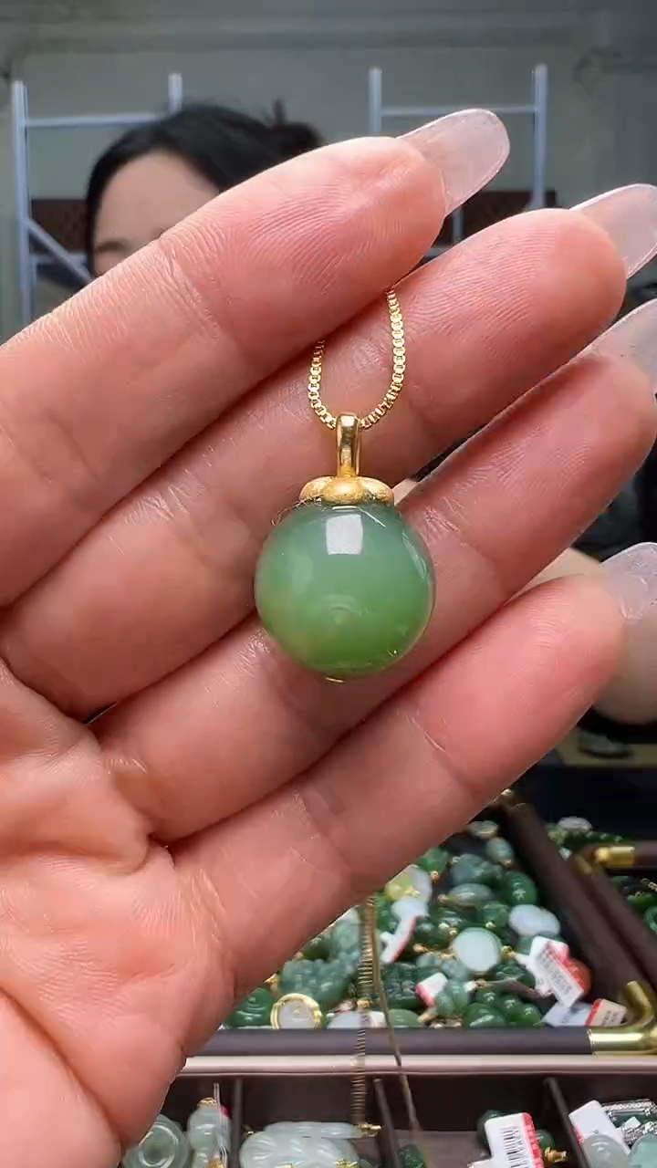 颈饰未镶嵌和田玉（多样性发货.发其一)12.07.74