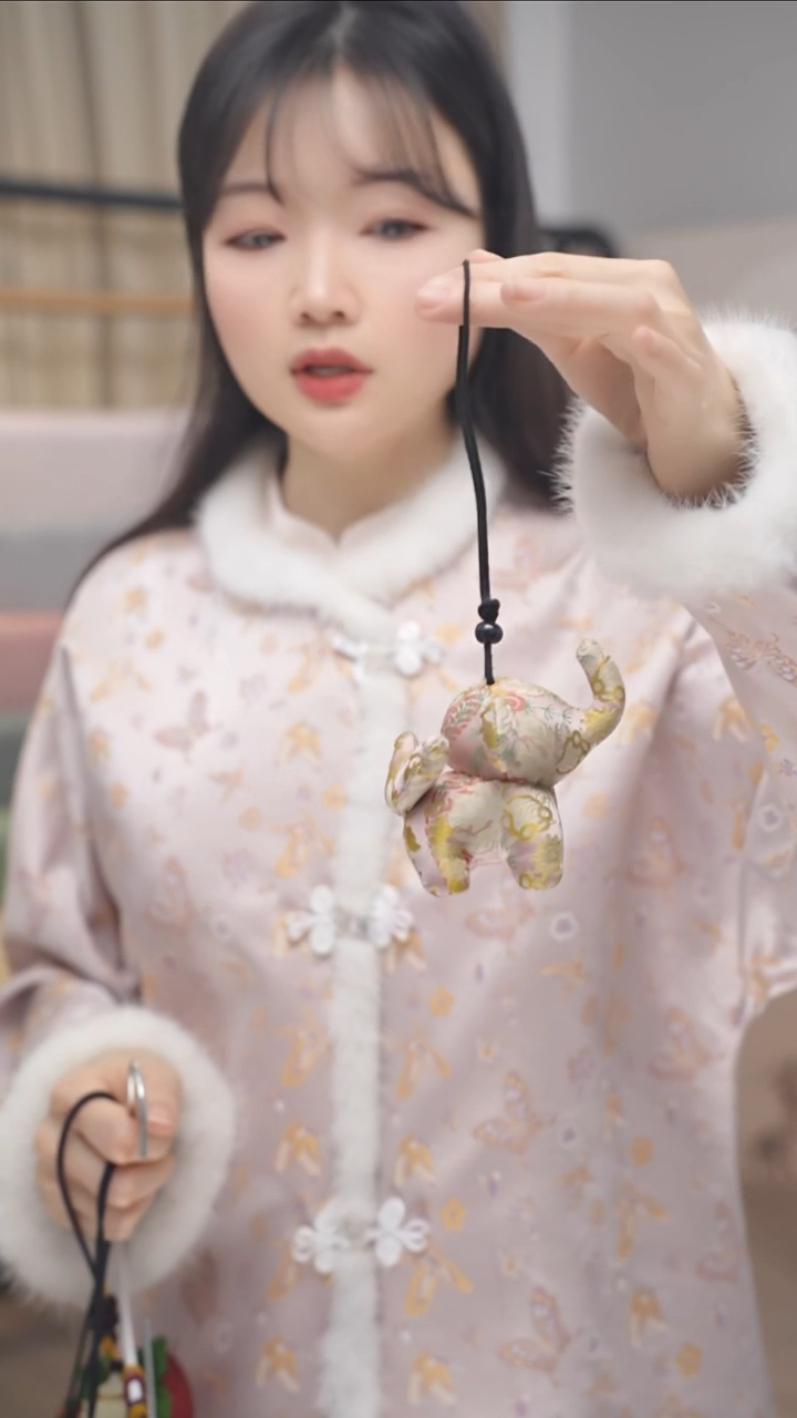 猫*粉色小飞象挂件