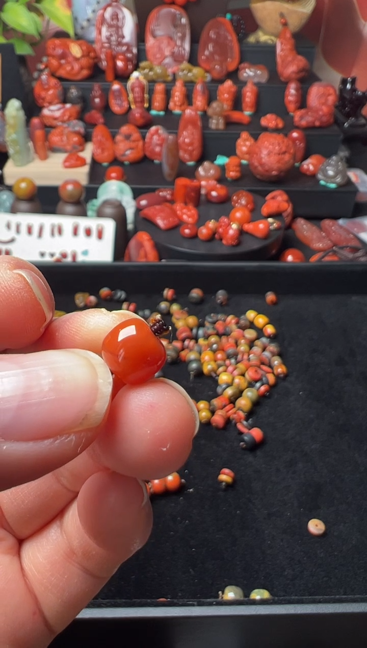 未镶嵌老型南红玛瑙?*可老型