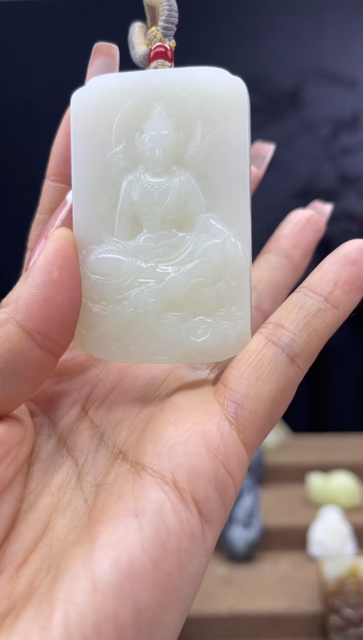 颈饰未镶嵌和田玉1