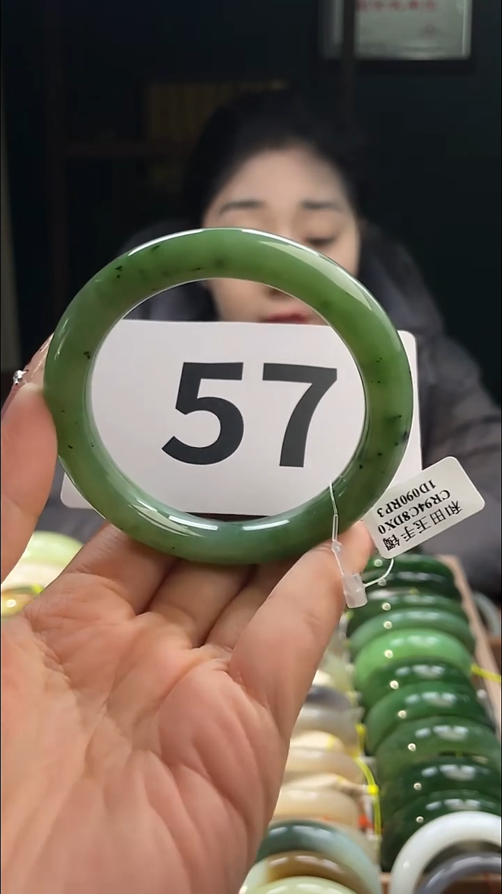 定制和田玉和田玉手镯