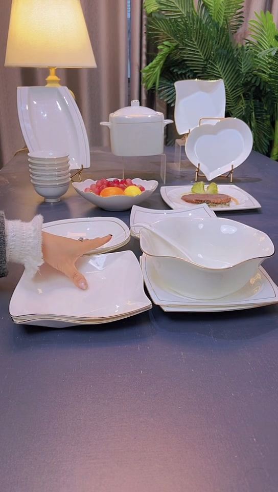 45%以上骨粉骨瓷8英寸天元贵龙三角折纸盘各2个 荷花汤碗1个 