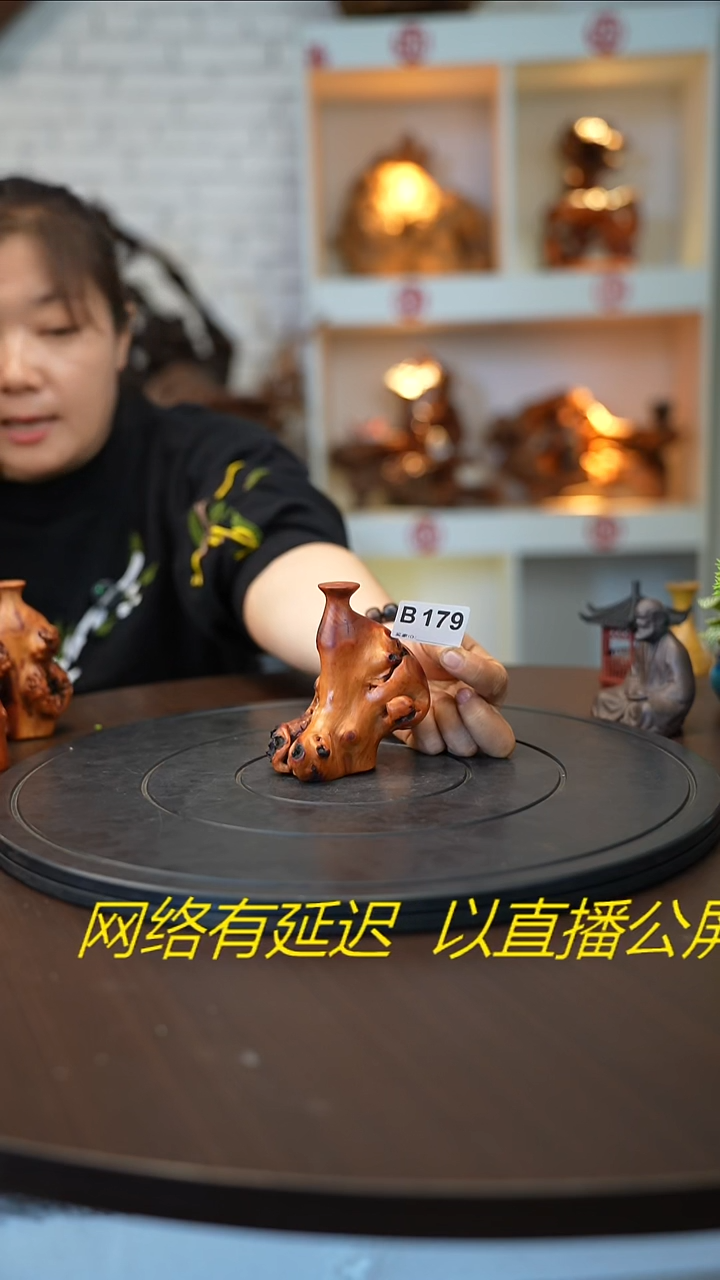 木木雕款舍****5云南黑果木花瓶