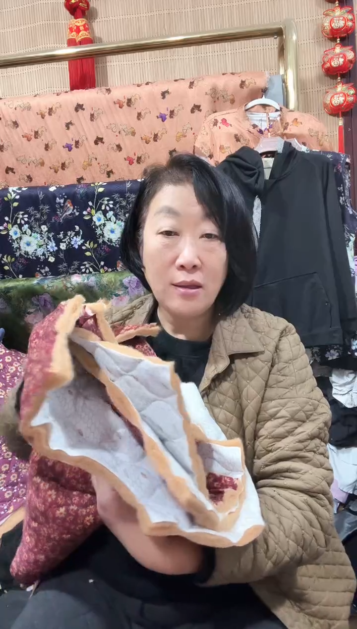 石墨烯绗棉小花2米布料