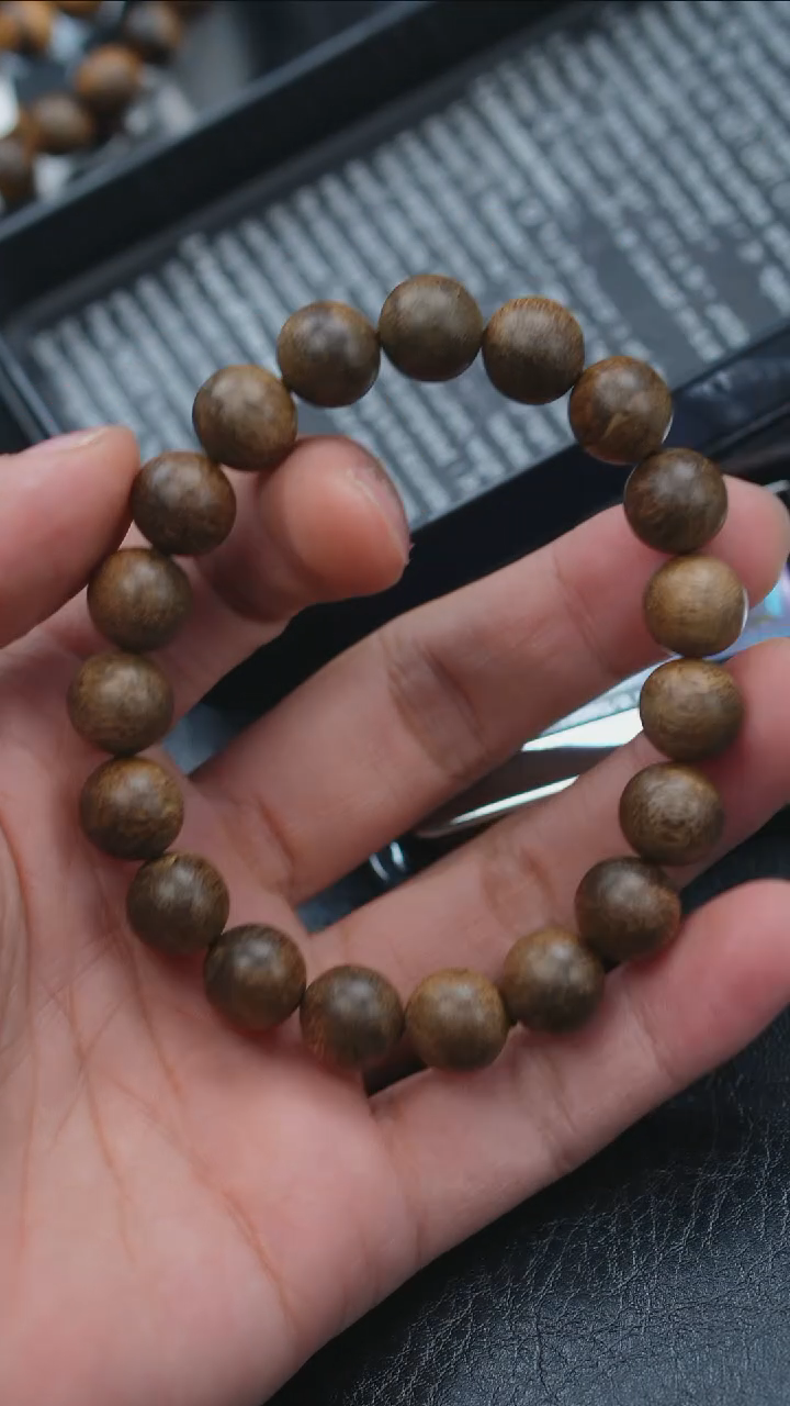【闪购商品】沉香手串越南顺化1.1单圈11g+