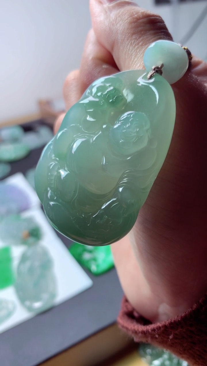 【闪购商品】翡翠颈饰未镶嵌天然翡翠