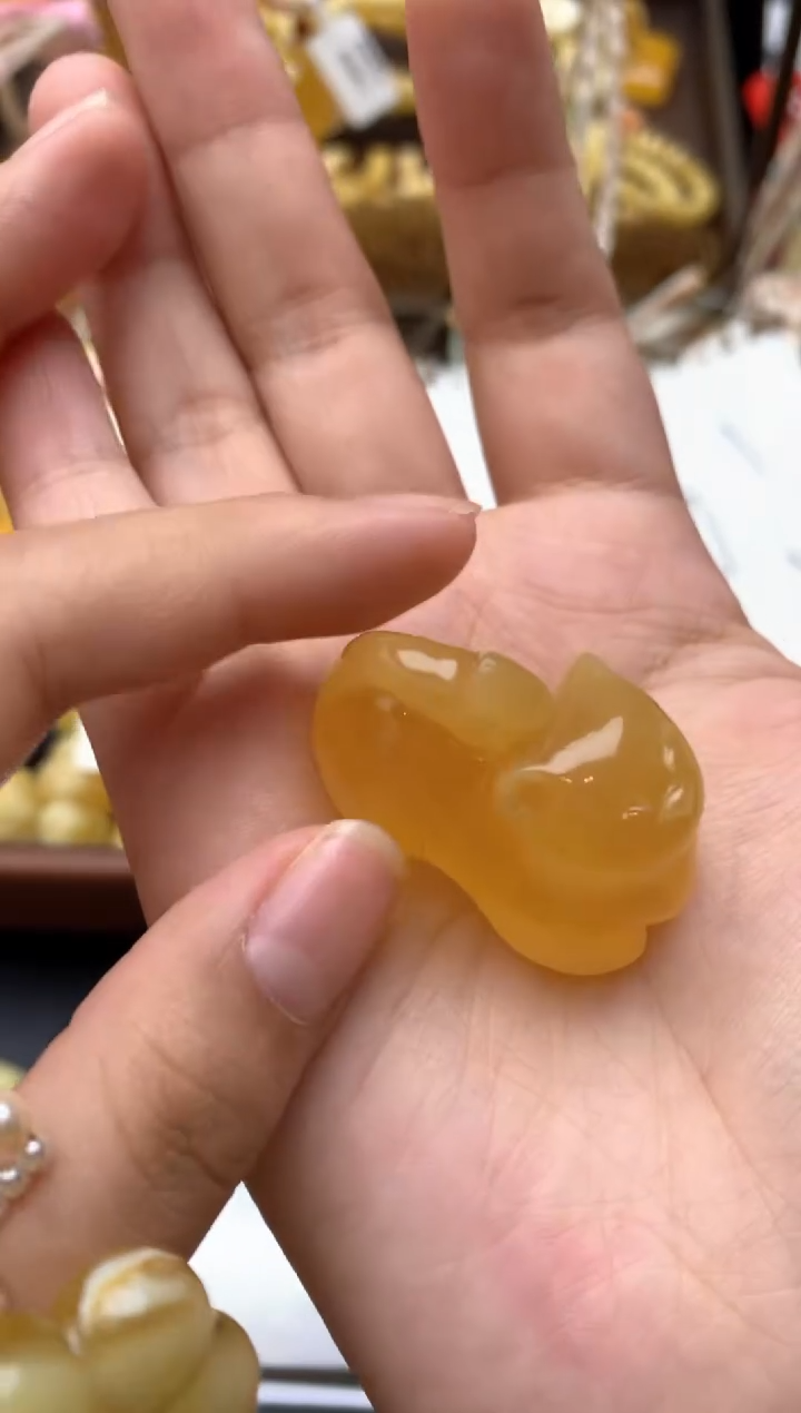 【闪购商品】未镶嵌琥珀珠宝奇石077琥珀蜜蜡花粉有纹小坑介意勿拍