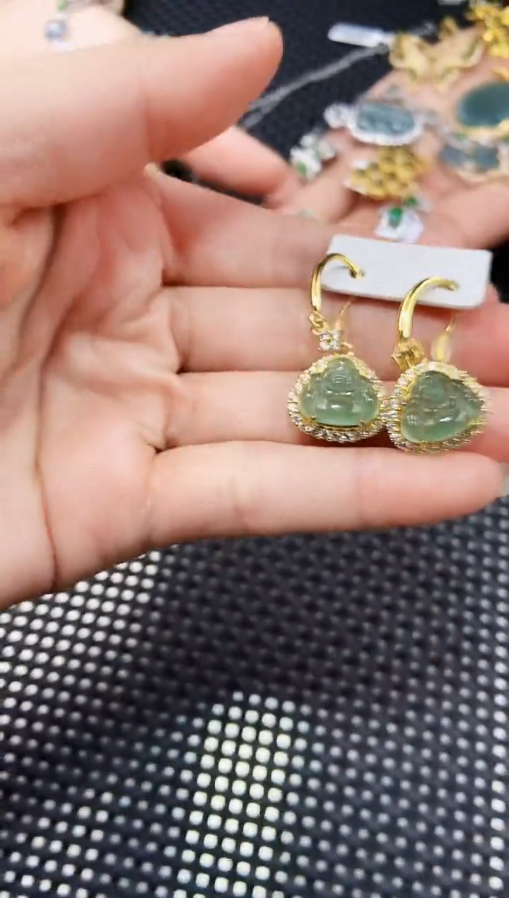 【闪购商品】翡翠耳饰未镶嵌111111111