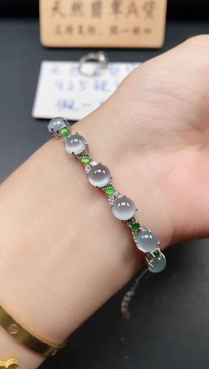 银S925镶嵌戒指翡翠1111