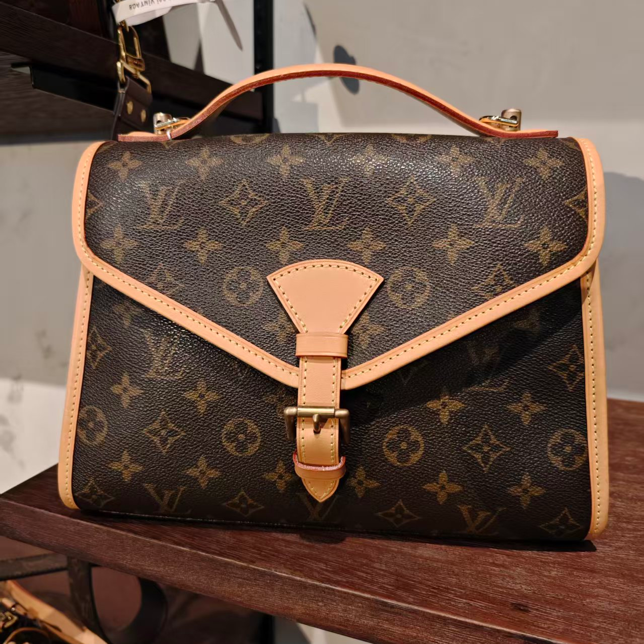 修复品LouisVuitton/路易威登 中号托特