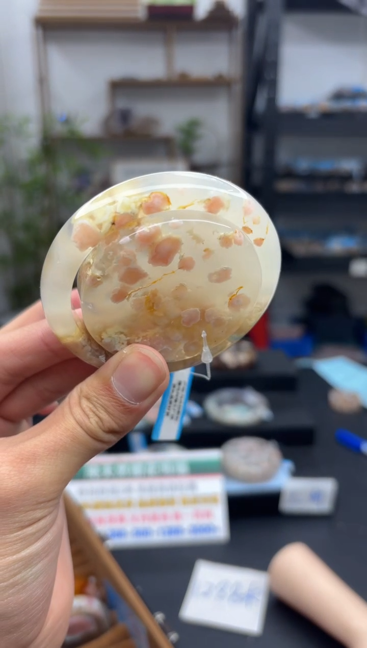 【闪购商品】石英质玉手镯未镶嵌C523(58圈赠送镯心)