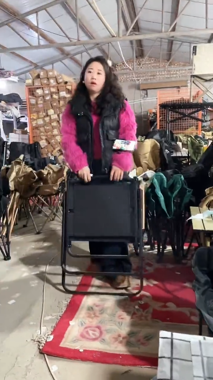 铁瑕疵不售后椅子 13