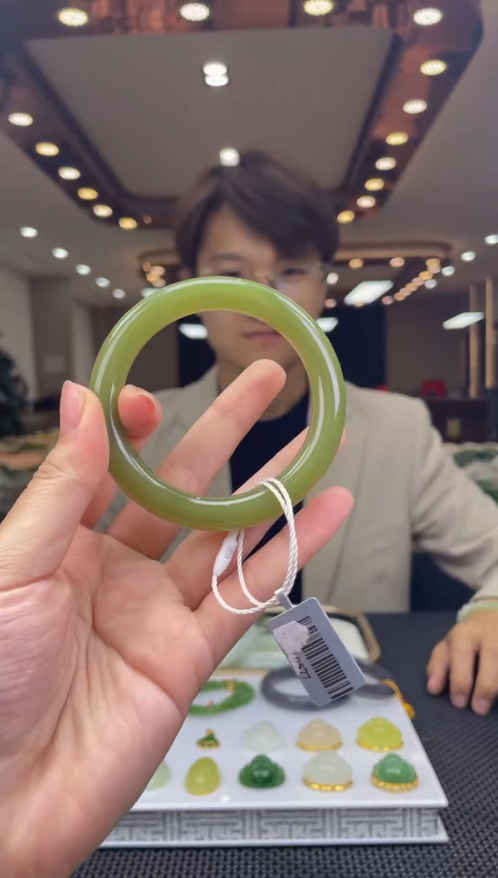 【闪购商品】定制和田玉天然和田玉拍一发一