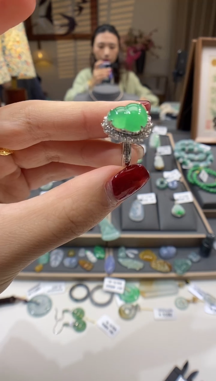 【闪购商品】翡翠戒指18K金镶嵌戒指