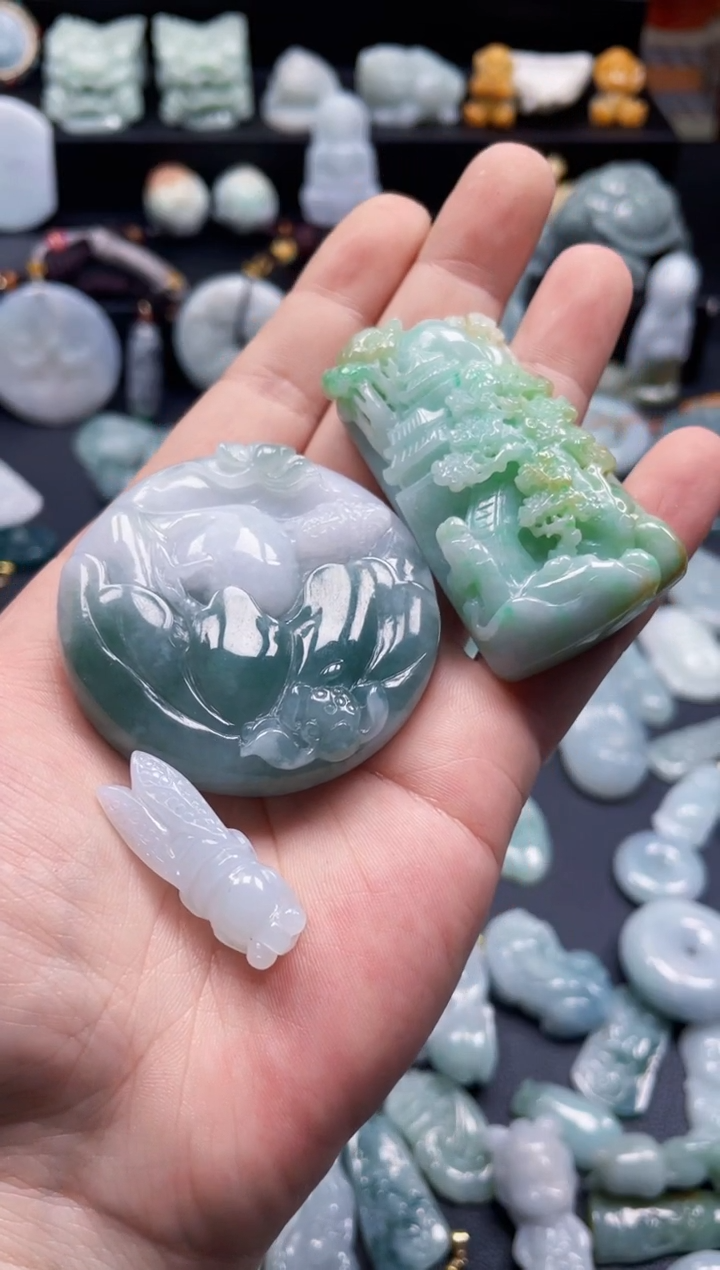 翡翠未镶嵌颈饰天然翡翠a货