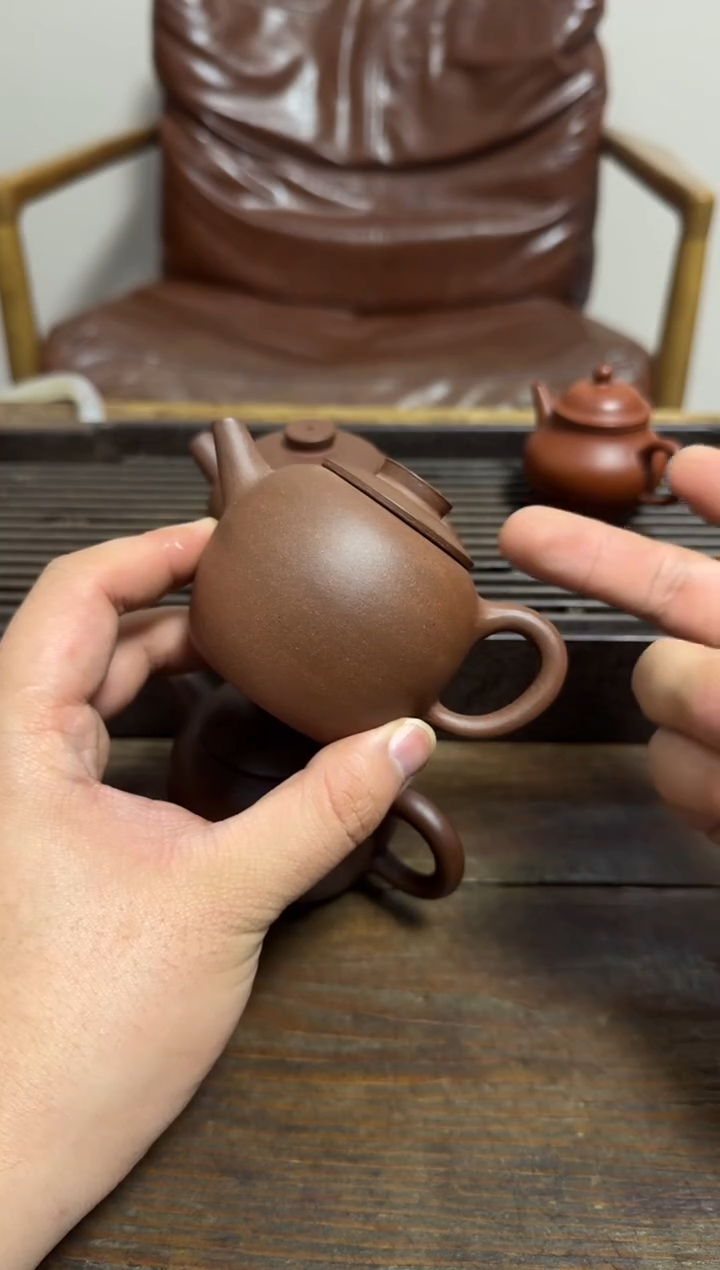 茶壶紫砂平地龙印巨轮120CC