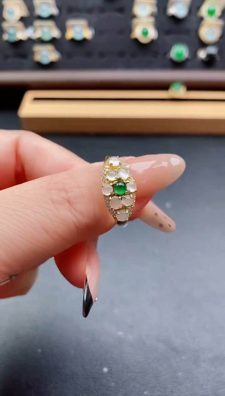 银S925镶嵌戒指翡翠1