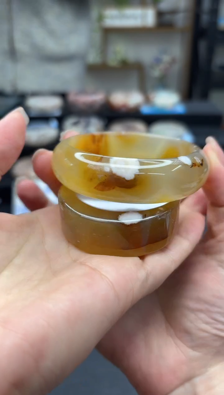 【闪购商品】石英质玉手镯未镶嵌C187(52圈赠送镯心)