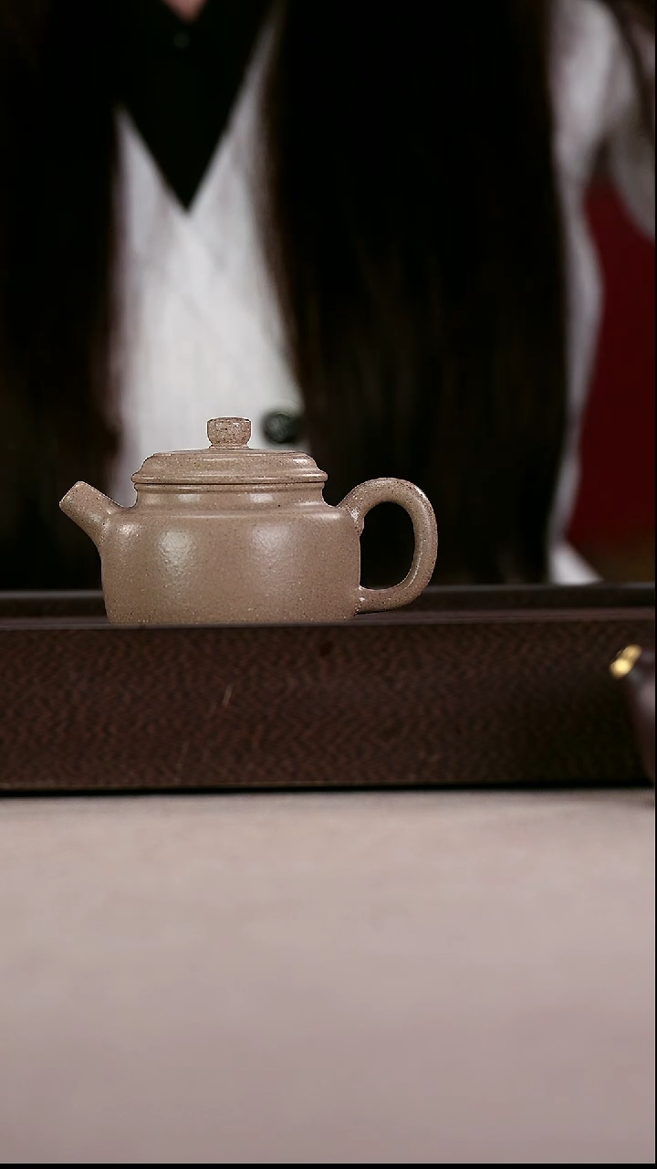 茶壶紫砂五彩老段泥德钟