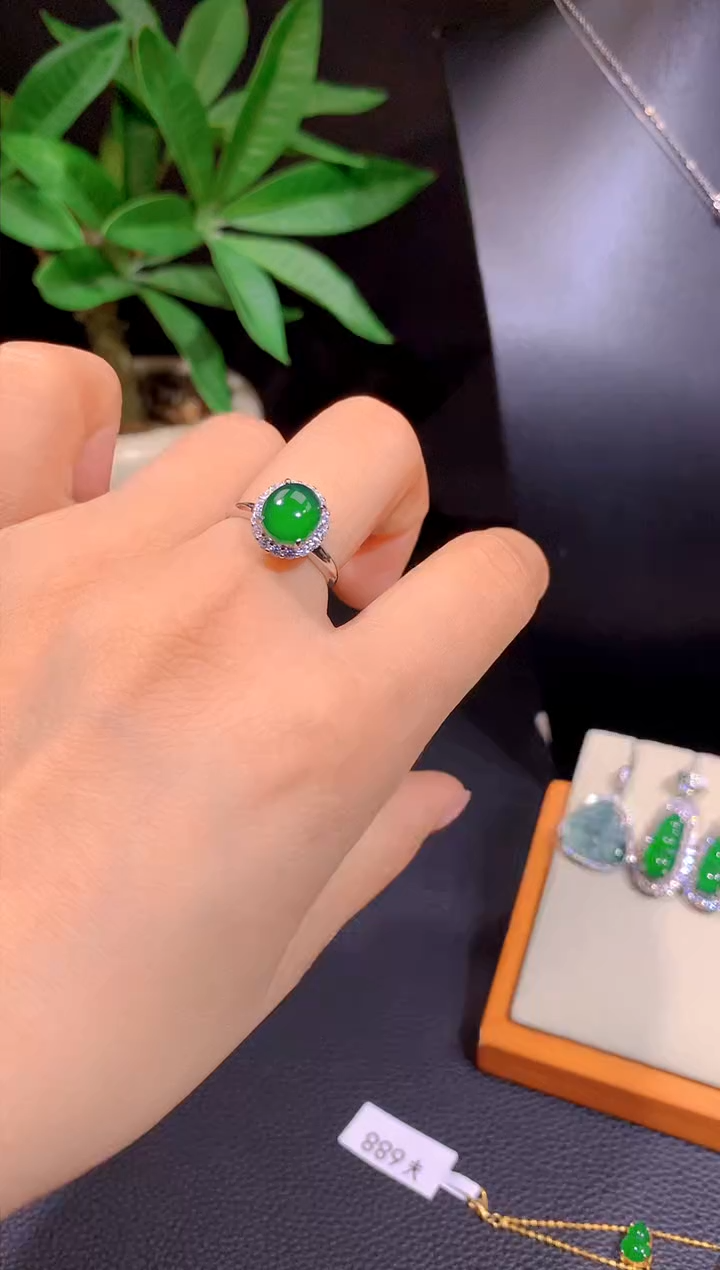 【闪购商品】翡翠银S925镶嵌戒指多样性