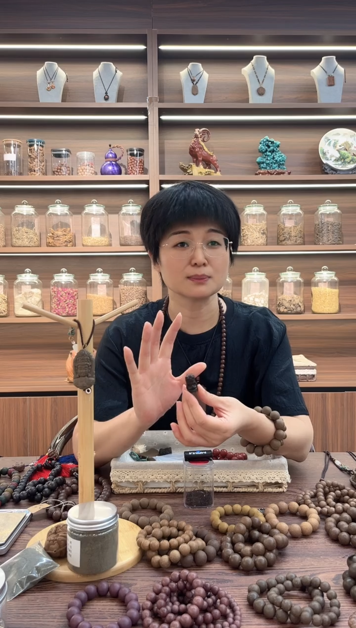 泥塑丹**?山泉白茶香方麒麟牌