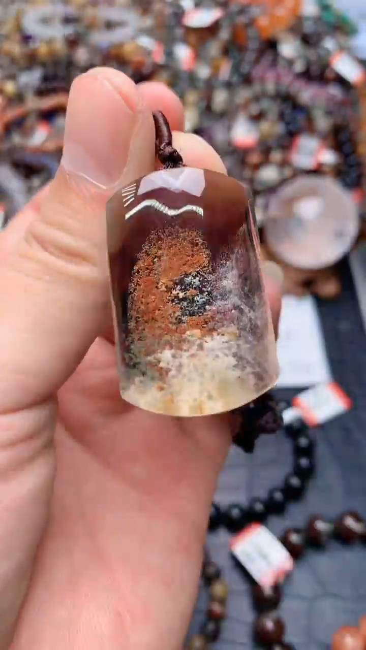 【闪购商品】水晶吊坠(赠链)未镶嵌98