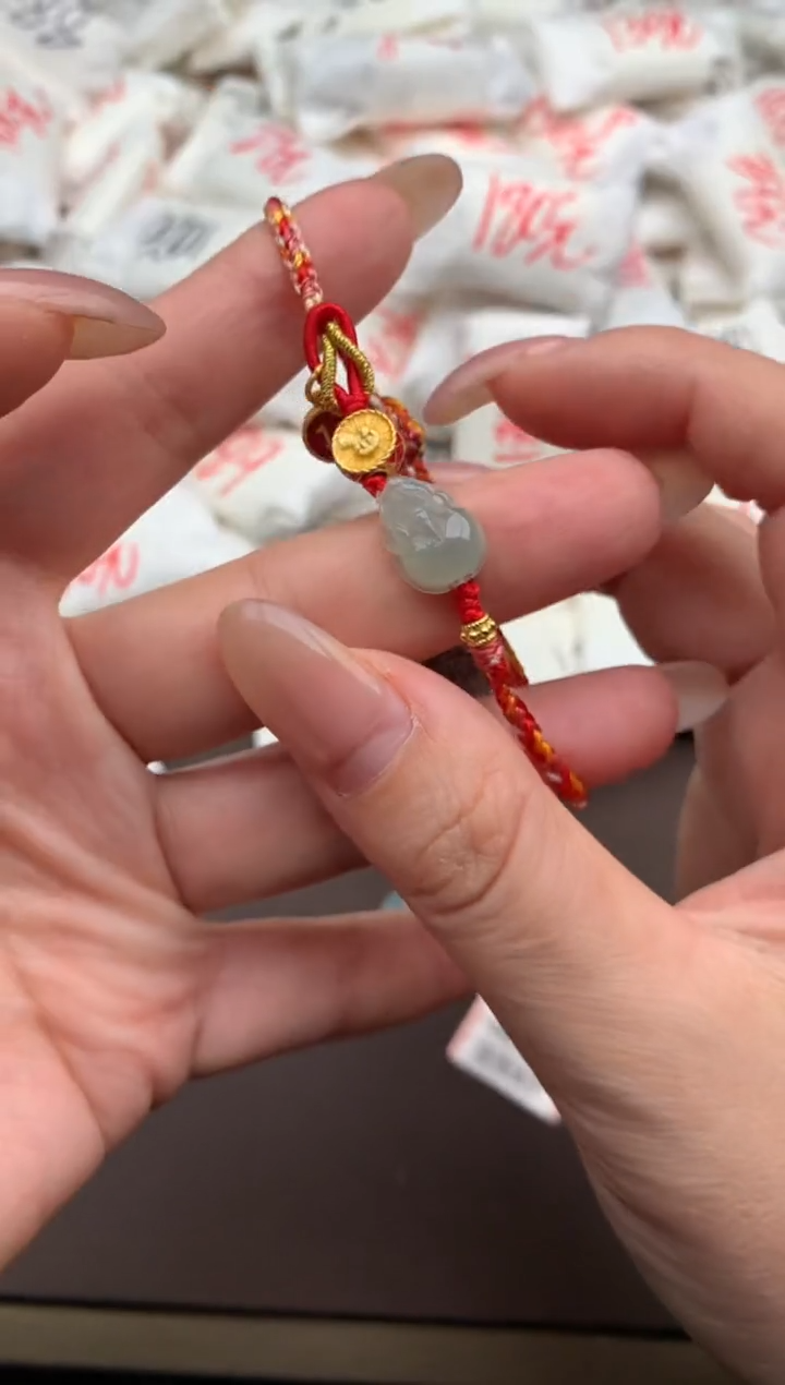 【闪购商品】翡翠手绳未镶嵌一