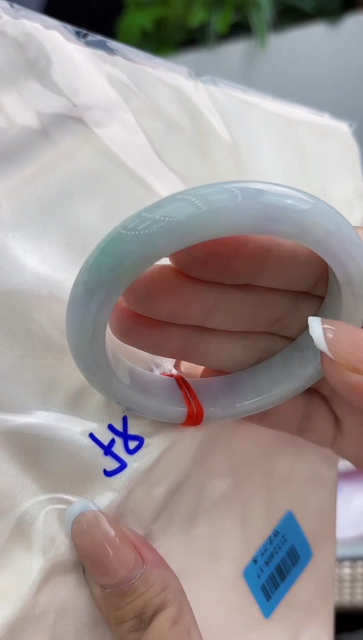 【闪购商品】翡翠手镯未镶嵌翡翠手镯