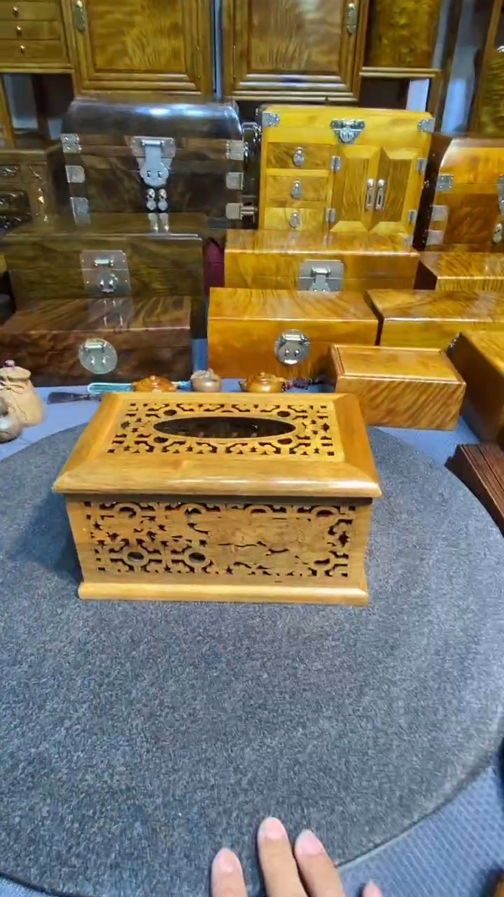 【闪购商品】金丝楠木艺小叶桢楠 纸巾盒