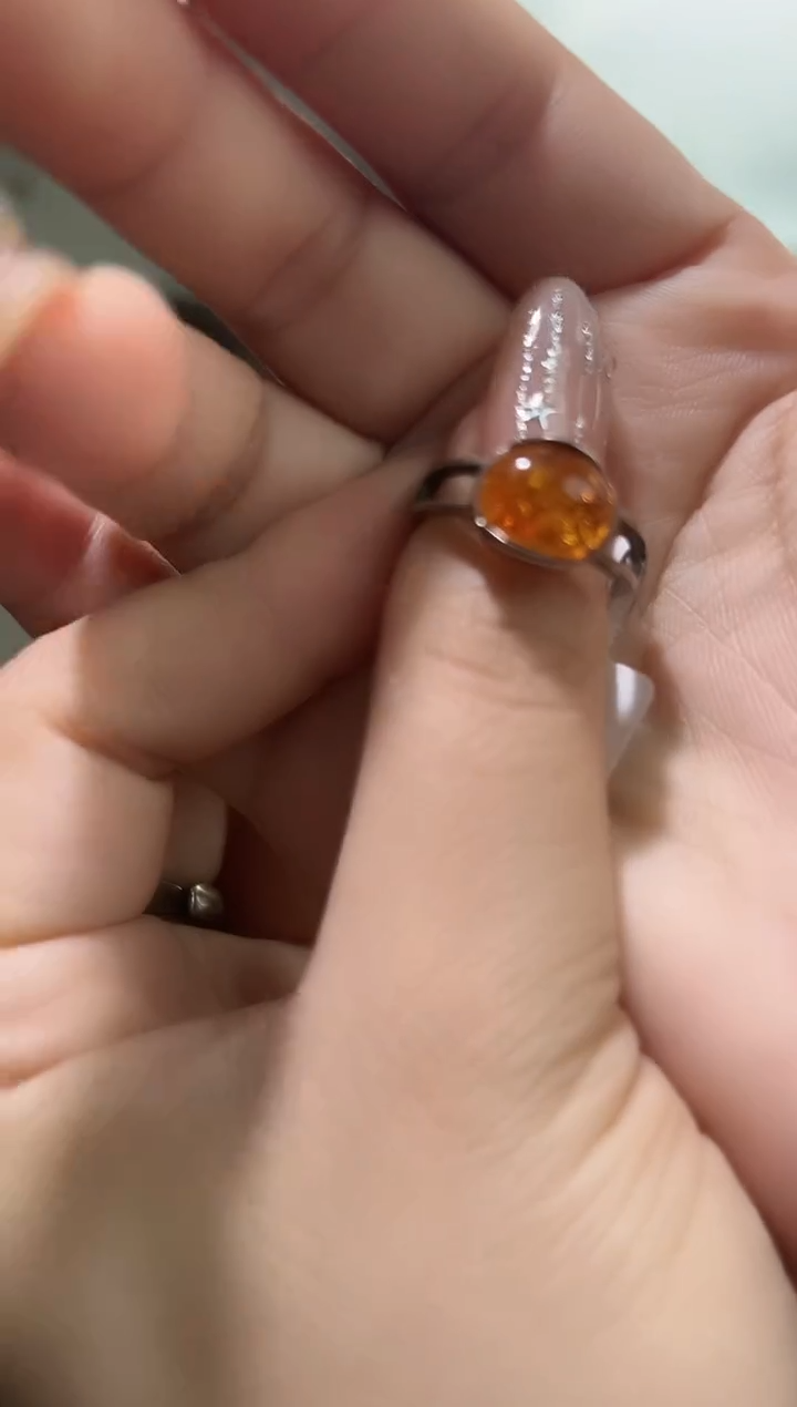 裸石蜜蜡未镶嵌樱***子琥珀蜜蜡戒指