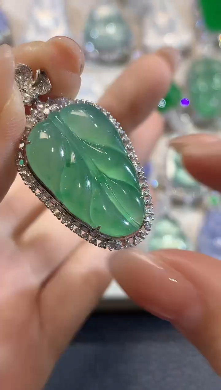 吊坠(不含链)18K金镶嵌翡翠C13翡翠