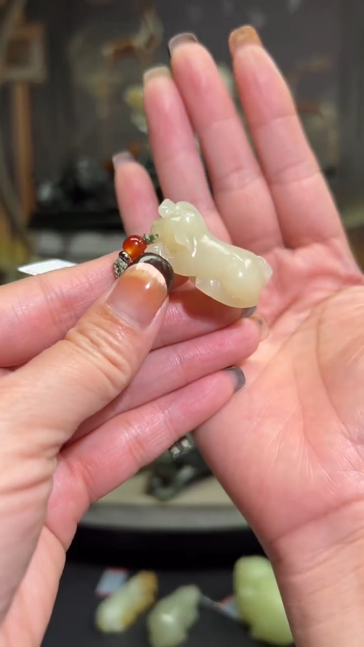 未镶嵌和田玉挂件挂件