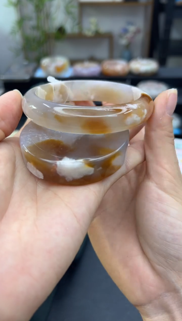 【闪购商品】石英质玉手镯未镶嵌A350(61圈赠送镯心)