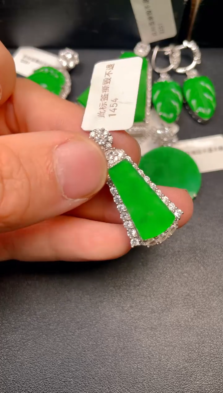 吊坠(不含链)银S925镶嵌翡翠吊坠