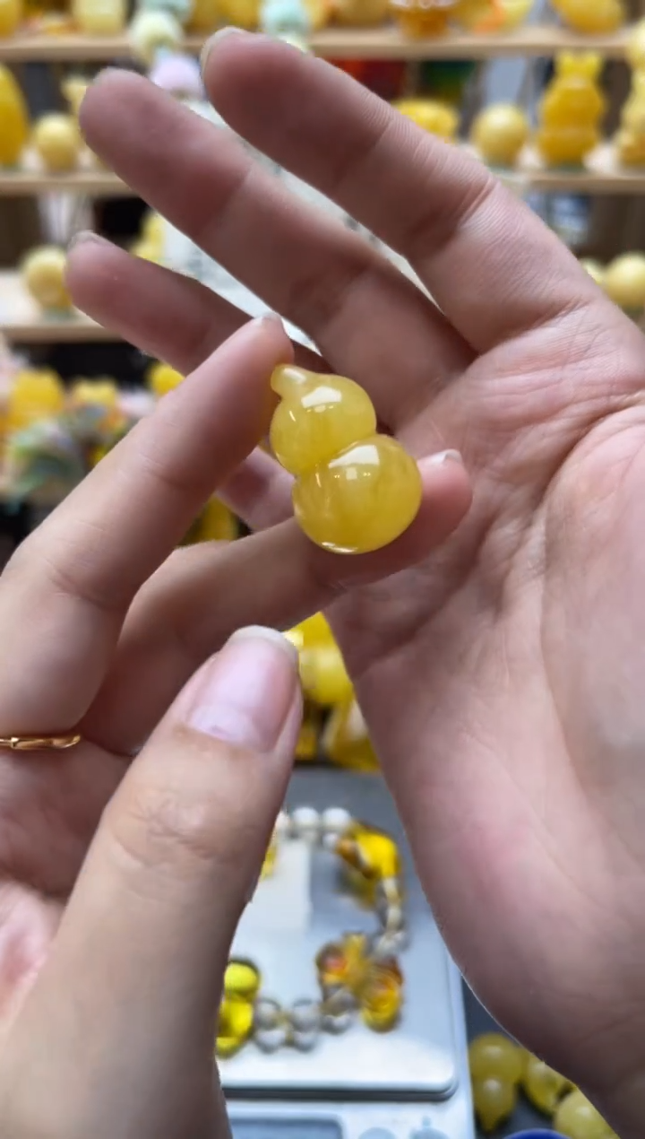 琥珀未镶嵌珠宝奇石062琥珀蜜蜡微瑕