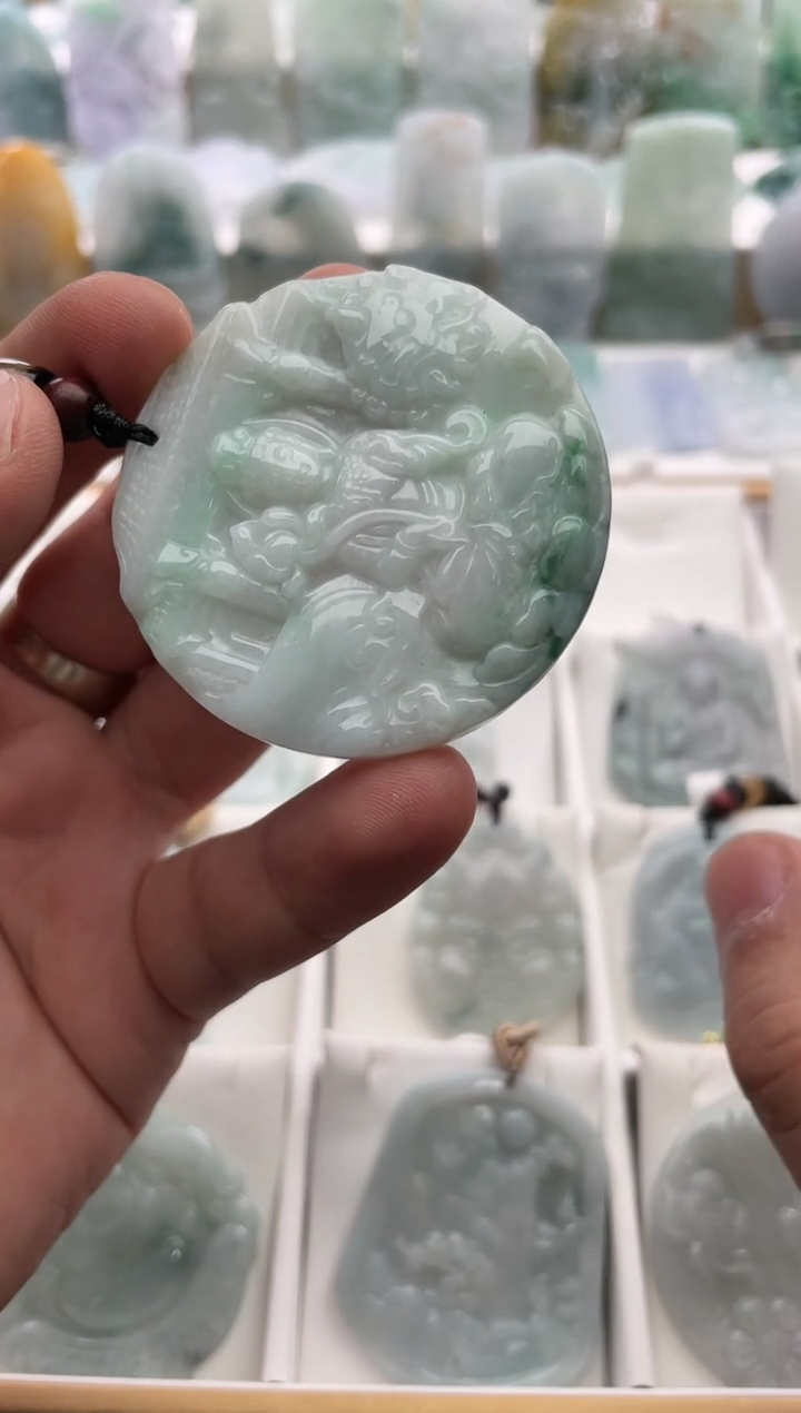 【闪购商品】翡翠颈饰未镶嵌..../2/25/ 50