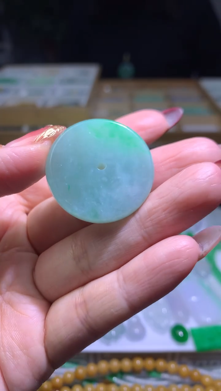 【闪购商品】定制翡翠未镶嵌毛货