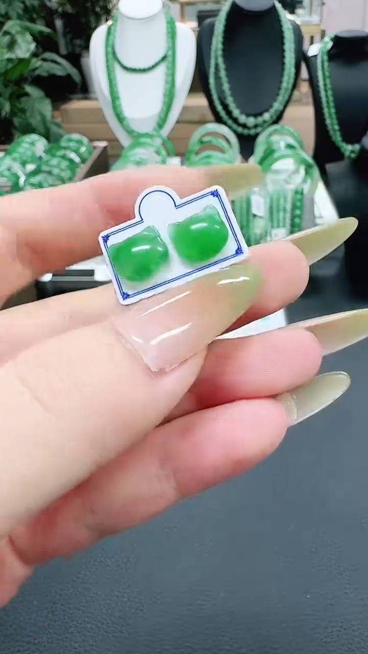 未镶嵌1石英质玉（非洲翠）/0123