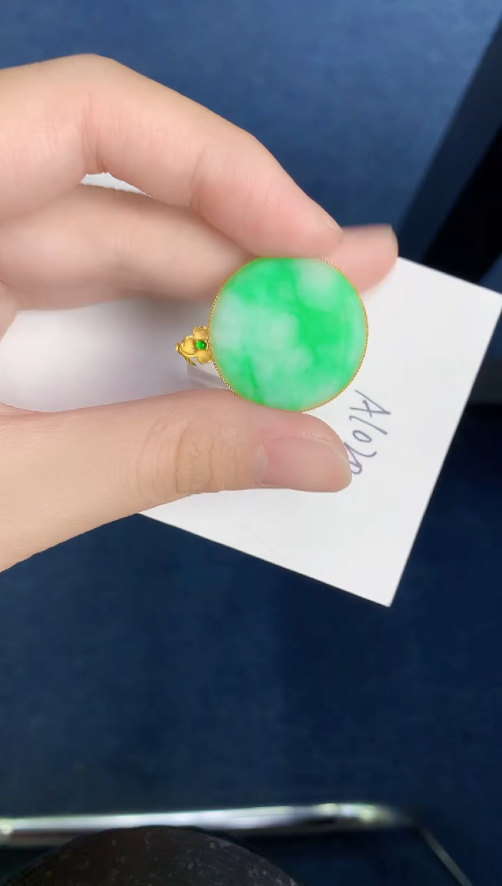 【闪购商品】翡翠颈饰18K金镶嵌000000000