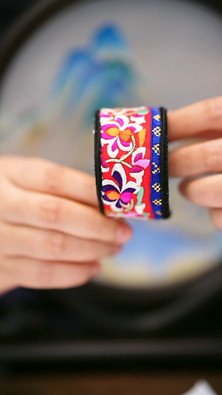 织绣114黔东南苗族刺绣