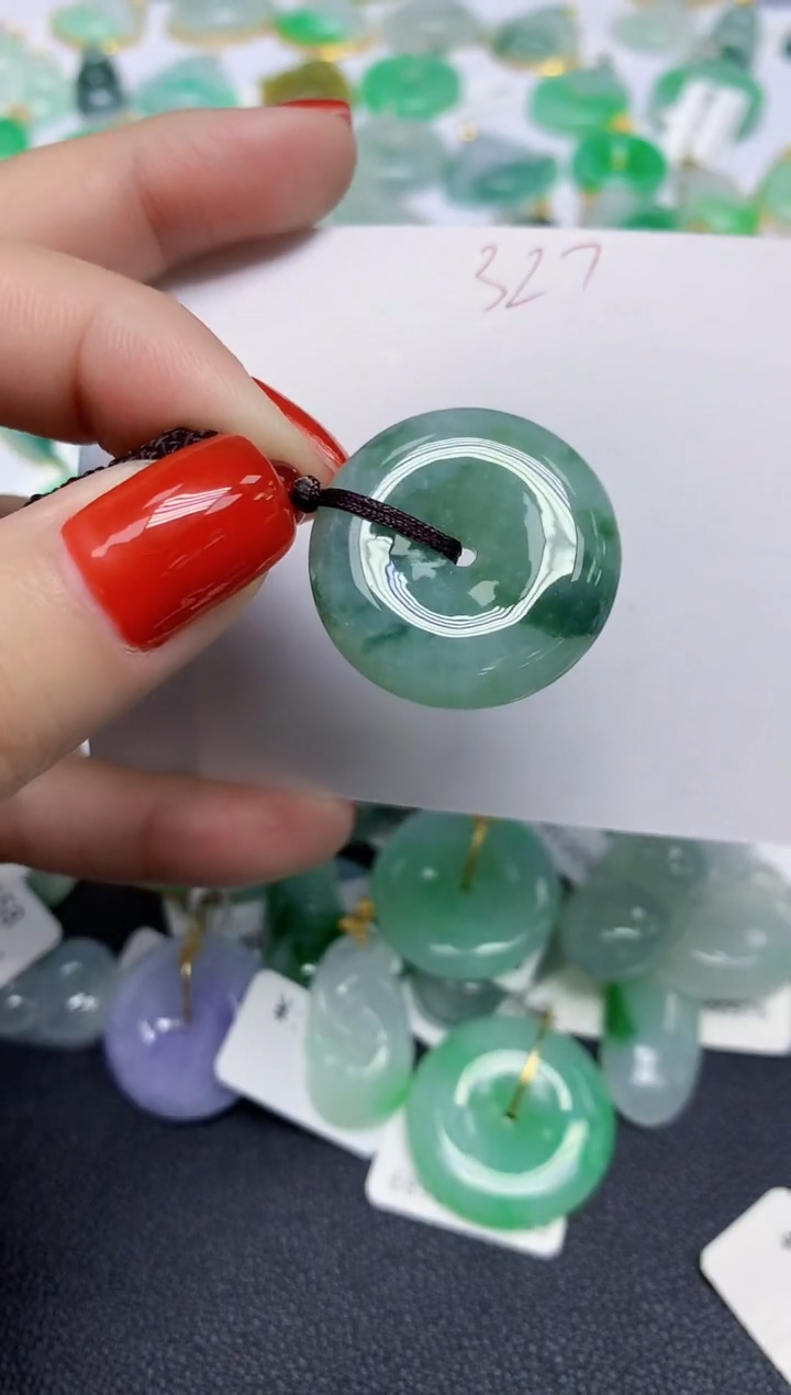 颈饰未镶嵌翡翠天然缅甸翡翠A货翡翠百元以上9元证书费自理