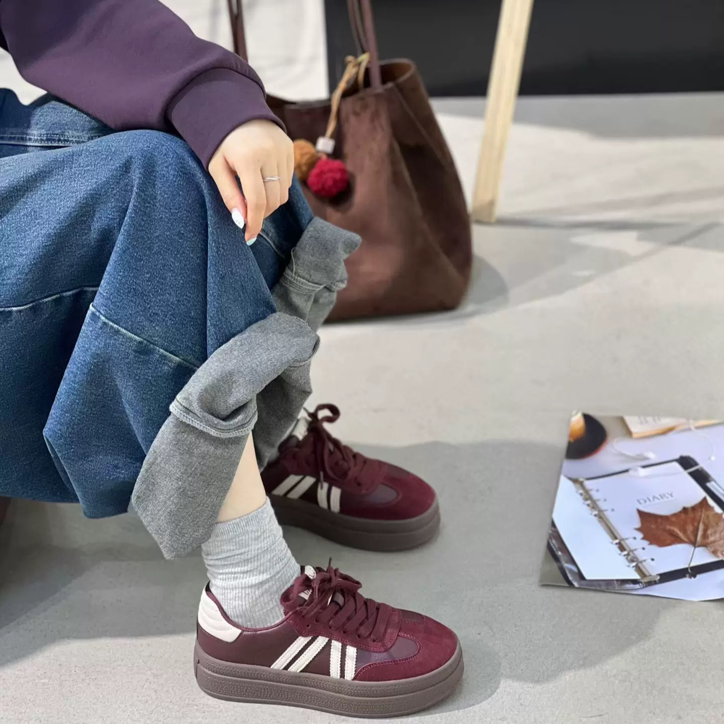 单鞋厚底红色秋季平底女鞋高帮休闲板鞋胶粘经典格子1588-61