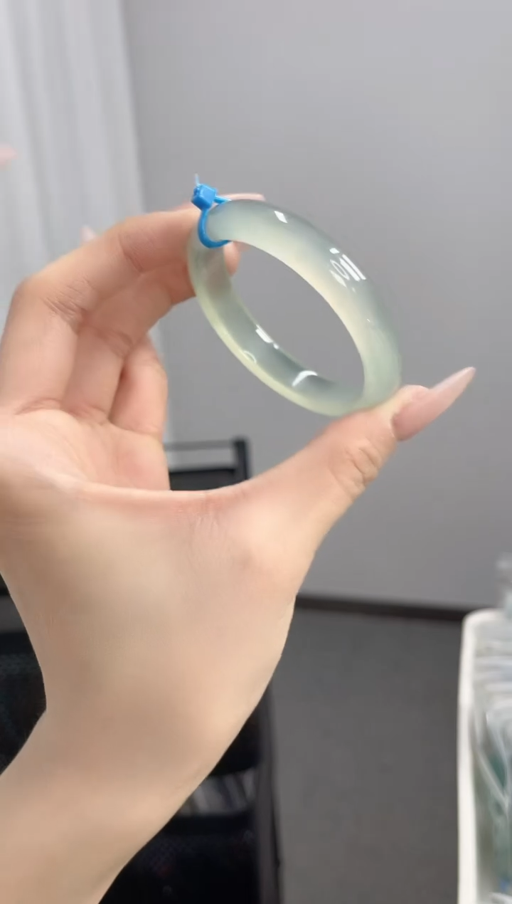 【闪购商品】玛瑙/玉髓手镯未镶嵌50-51圈口