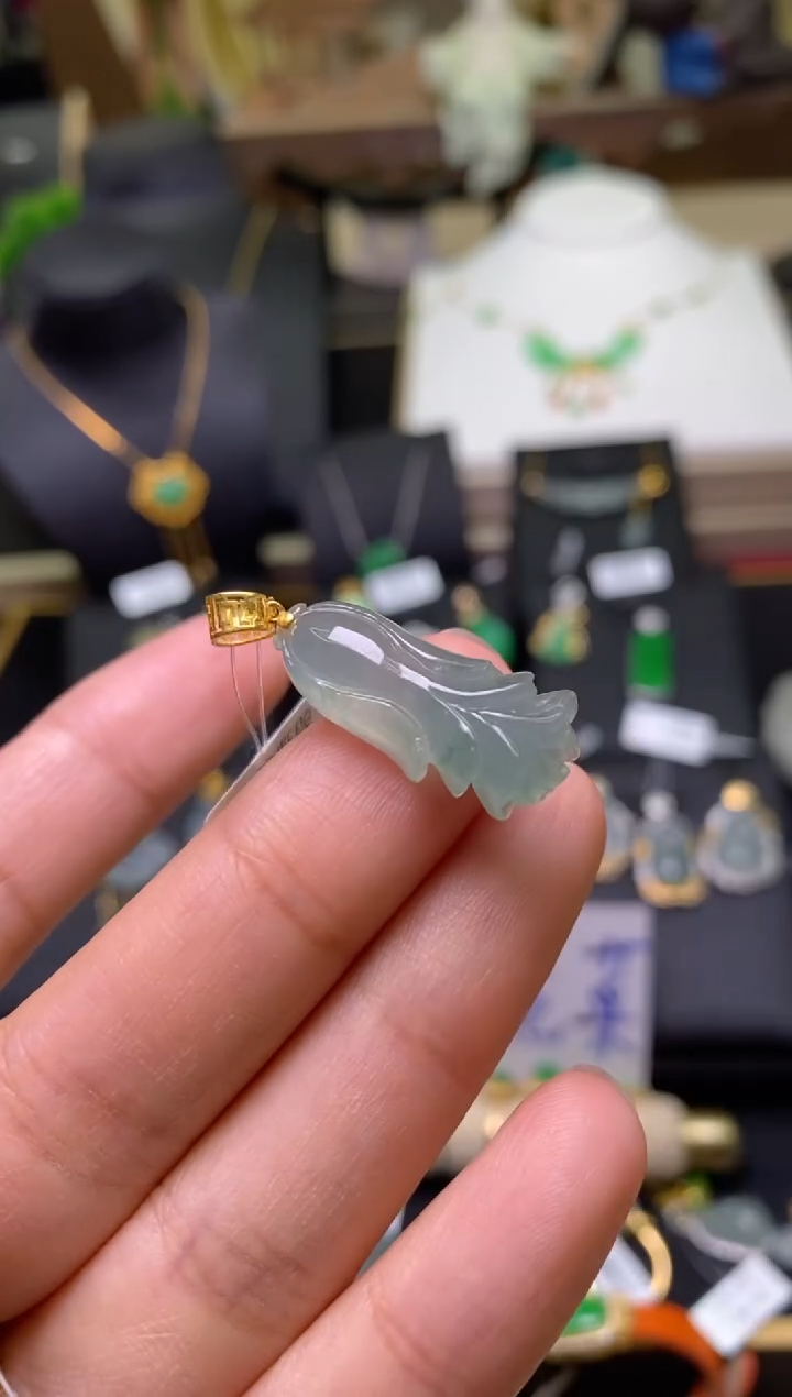 【闪购商品】翡翠颈饰18K金镶嵌净货16195