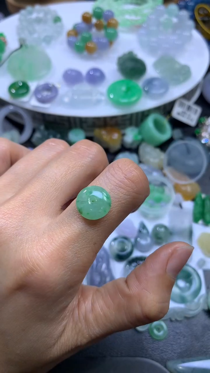 【闪购商品】定制翡翠未镶嵌翡翠