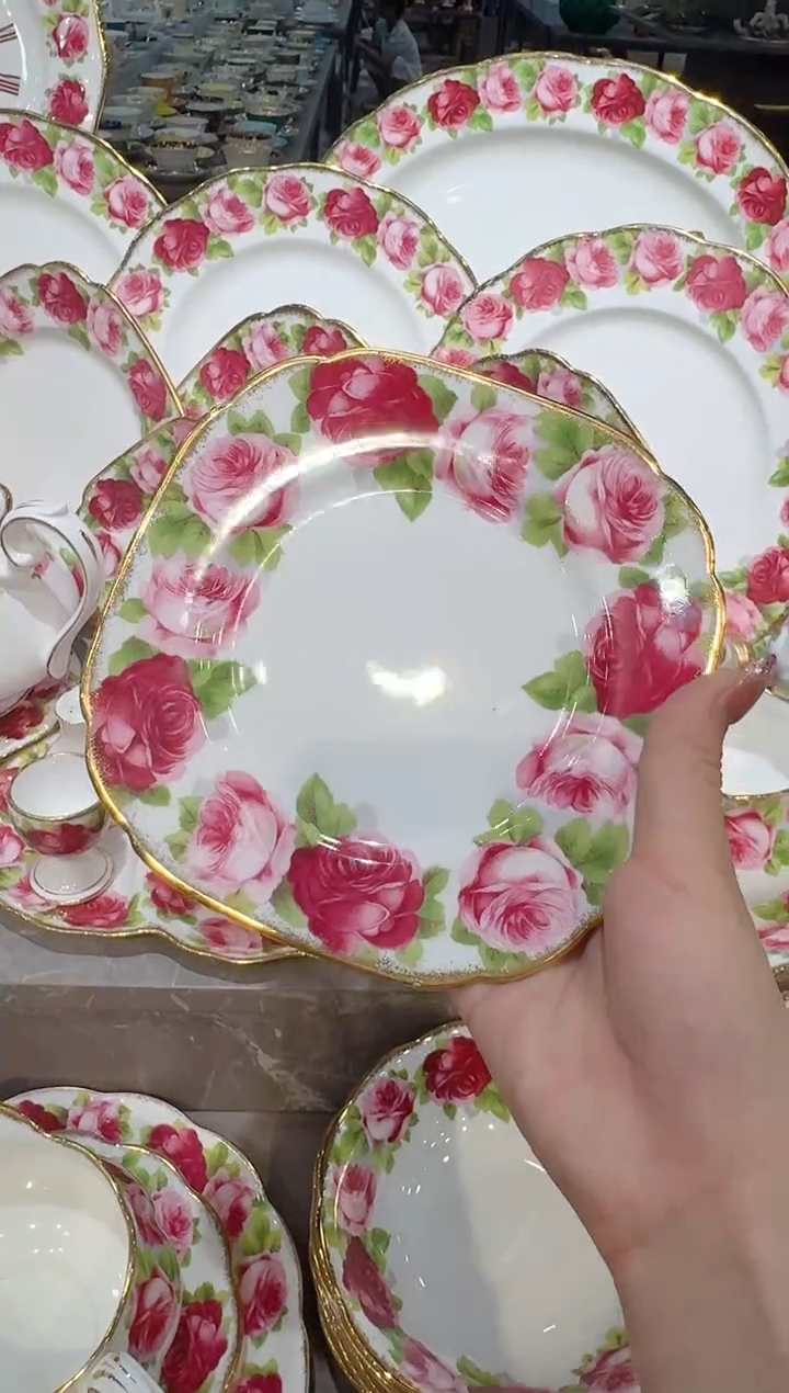 瓷米多家中古器物 如图所示