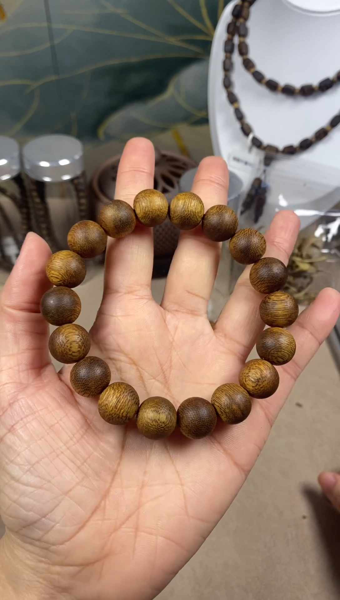 沉香手串乌身圆叶单圈卡1.2 保10克