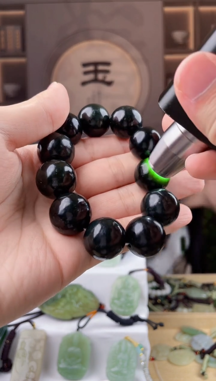 颈饰未镶嵌和田玉拍一发一，多样性发货